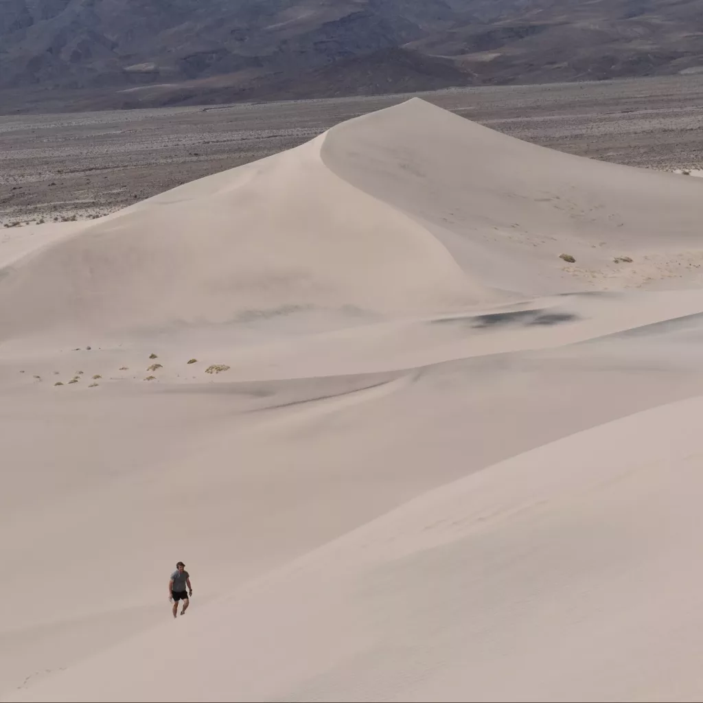 kelso dunes in mojave national preserve